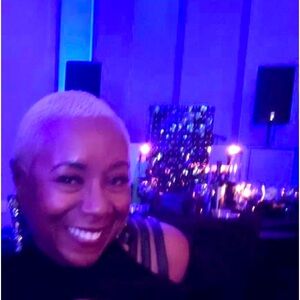 Meet your Posher, Deb